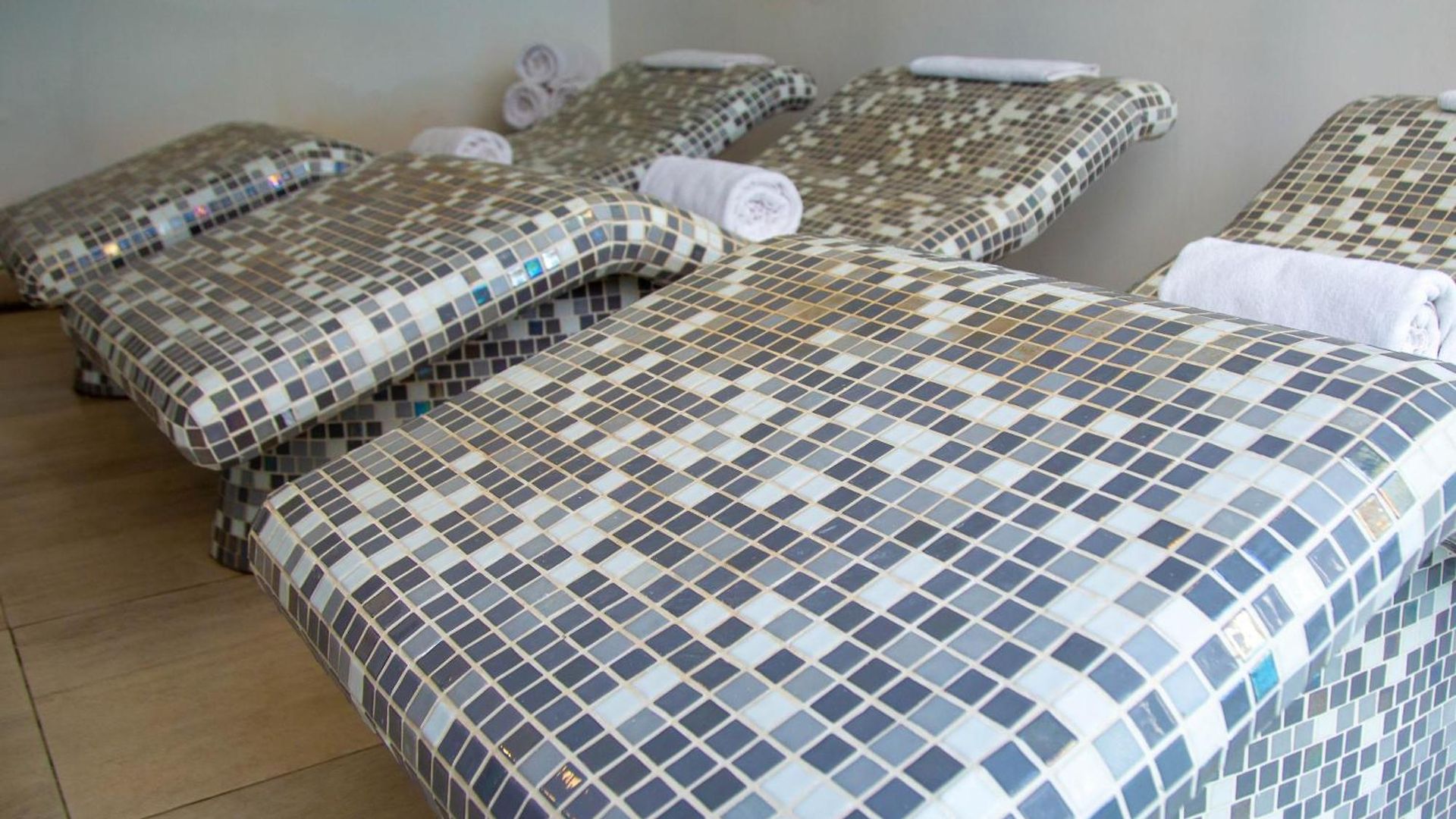 Hotel Karmairi (adults Only)
